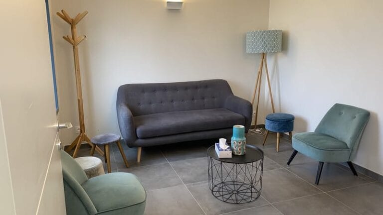 Agences 22 sens-de-bretagne-salon-1